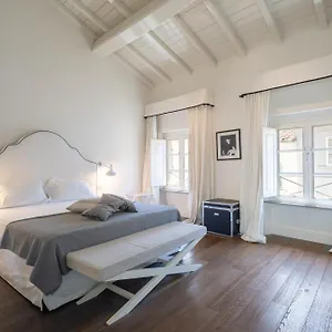 Bed & Breakfast Hall