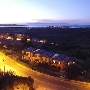 Residenze L'isola Surf House Porto Pollo